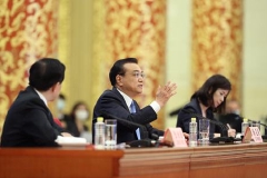 回顾｜近四年的总理记者会：回答了多少问题？哪个词最高频？