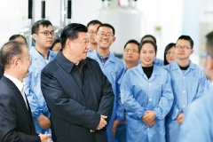 习近平关心关怀劳动者的故事