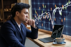 央行副行长陈雨露：A股市场经受住了多轮次、多因素外部冲击考验