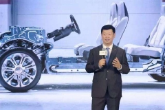 理想L9急刹空气悬架断裂，胡铮楠：公关要恶补专业知识