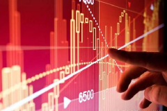 板块热度持续升温 半导体主题基金“扬眉吐气”