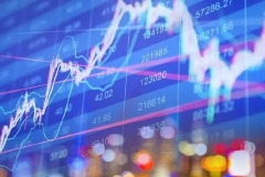 银行中报透露资金最新动向：“聪明钱”涌入平安银行、南京银行 丘栋荣增持多只银行股