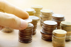 发改委：我国经济总量由2012年的53.9万亿元上升到2021年的114.4万亿元