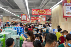 我国超市巨头：永辉超市市值蒸发840亿，门店倒闭上百家，为何？