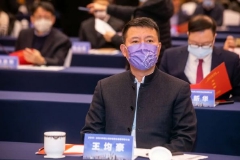 从“温州一块石”到“黄浦江一粒沙”——专访均瑶集团总裁王均豪