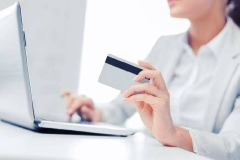 浦发银行前三季度净利润下滑 年内领罚单超2000万