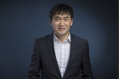 陈龙：好企业不仅对股东负责，更要对社会负责