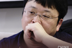 从两肋插刀到公开互撕，罗永浩与郑刚如何反目成仇