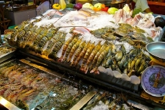 广西北海涠洲岛对7个“欺客宰客”海鲜市场摊位予以行政处罚