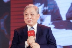 茅台、五粮液、汾酒掌门人合影，谁该站C位？
