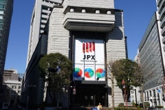 日经225指数站上31000点 为1990年以来首次