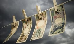 程实：日本货币政策转向