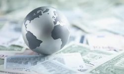 Erik Norland：2026年央行是否需要调整政策方向？