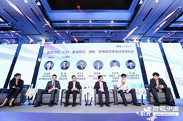 （圆桌论坛，从左依次为洪湘雅、章毅、谢文杰、陈迪强、孔令坤、侯靓）