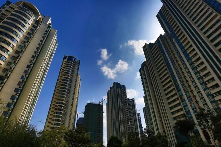国家统计局：2022年1-7月份全国固定资产投资（不含农户）增长5.7%