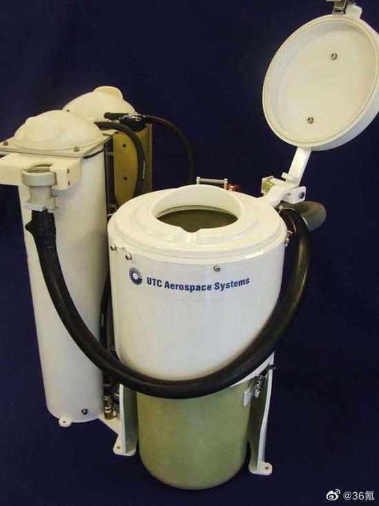 史上最贵的马桶即将上天 干湿分离处理后转变为饮用水