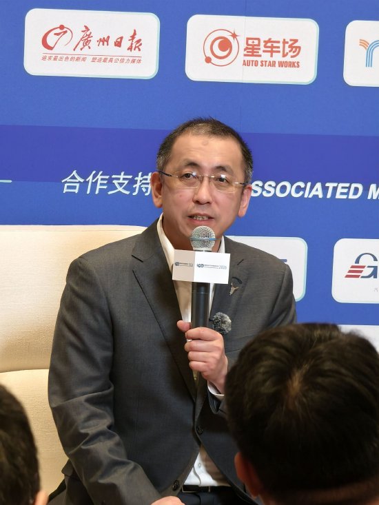 DY24小时自助下单，免费业务网站真的便宜吗？