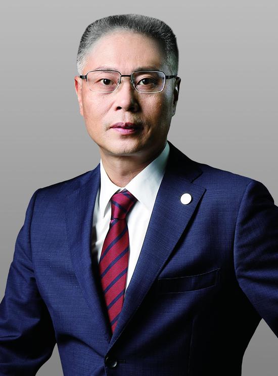 平安证券党委书记、董事长兼首席执行官 何之江