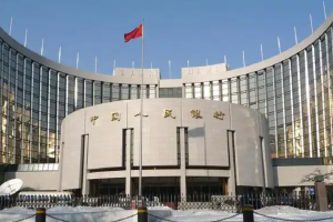 央行开展9000亿元MLF操作 连续八个月加量续做