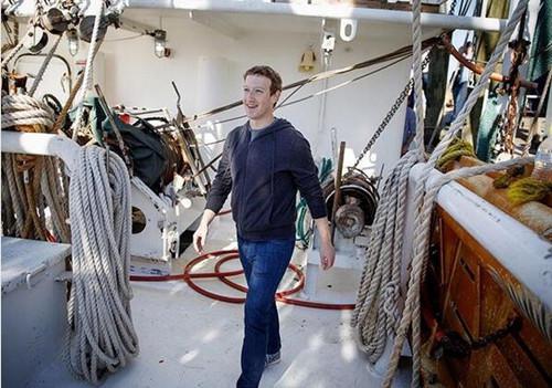 Facebook前高管 扎克伯格权力过大应聘请一位新ceo Facebook 新浪财经 新浪网 Facebook前高管 扎克伯格权力过大应聘请一位新ceo Facebook 新浪财经 新浪网