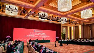 沈阳追回1400万欠款 现场发放给农民工