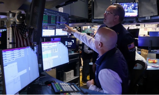 微博:中国联通话费充值卡回收-盘前：纳指期货涨0.6% 医保保险板块走弱