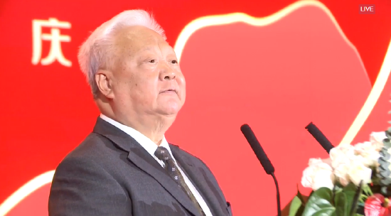 山东政协原副主席陈光：中国酒业历经努力探索变革洗礼取得了斐然成绩