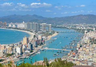 图3：惠州双月湾环境优美、气候宜人&nbsp; &nbsp;资料来源：实地拍摄，申万宏源研究