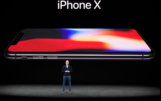 苹果拟2027年推全玻璃iPhone，致敬20周年