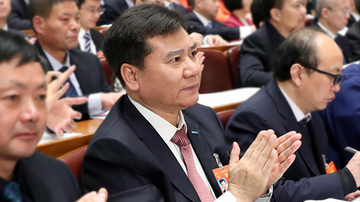 张近东：提信心、暖人心、强决心