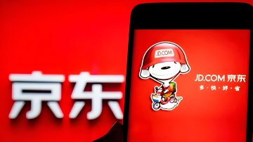 刘强东与王兴的叙事战争