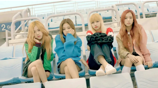 靠打折促销的潮鞋顶流锐步 终于沦落到把自己抛售