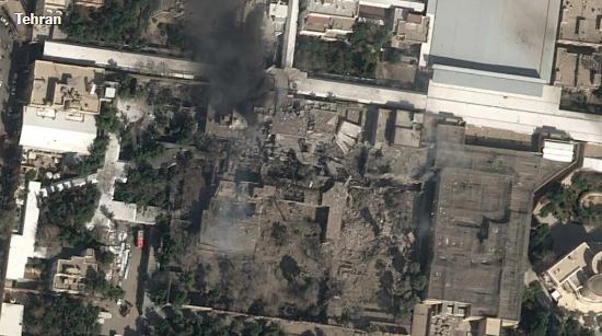 和讯新闻:骆驼e卡-卫星图像：哈梅内伊官邸内多栋建筑遭严重损毁