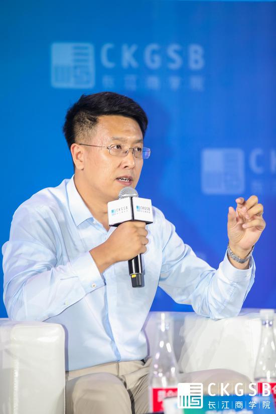 商汤产业战略研究院院长,阿里云研究院创始人田丰