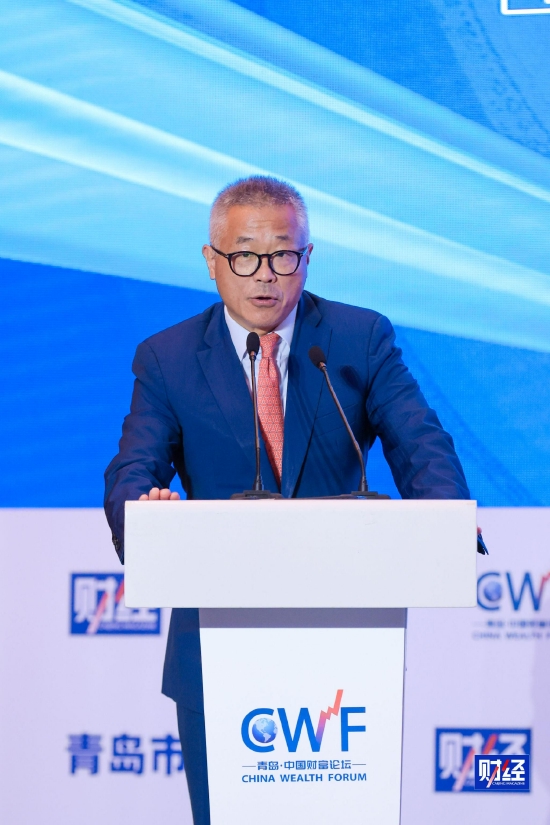 许思涛：人民币基本稳定为我国进一步开放创造了很有利的条件