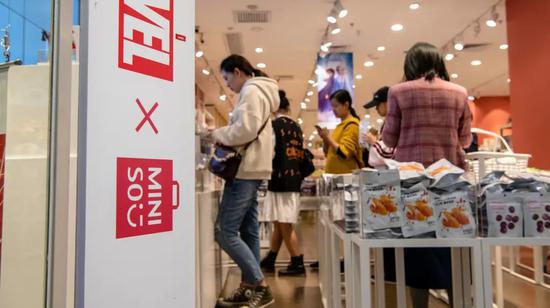 名创优品巴黎首家门店开业