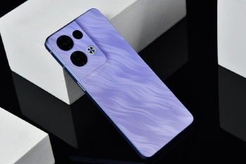 OPPO Reno8 Pro鸢尾紫图赏