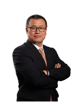 主持人新浪高级副总裁邓庆旭