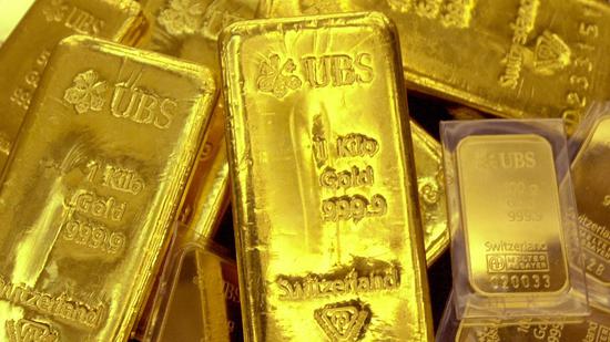英美政局動蕩提振需求 黃金期貨週三收高0.4% 商業 第1張