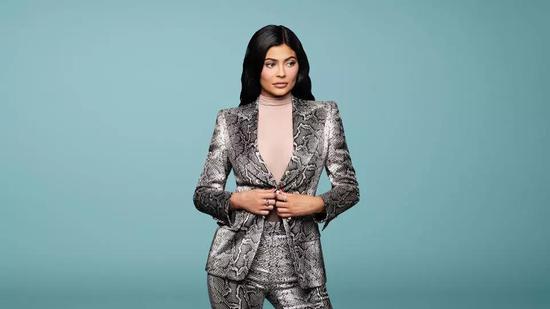 jamel toppin for forbes凯莉·詹娜(kylie jenner)10亿美元21岁居住