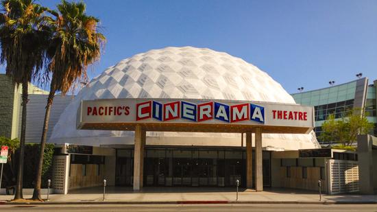洛杉矶紧急叫停影院重启 因疫情反弹