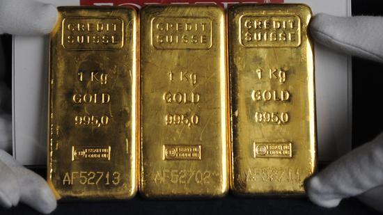 黄金期货周一收高0.6% 白银大涨6.3%逼近30美元关口