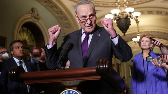 美参议院投票批准将债务上限提高2.5万亿美元送交众议院表决_新浪财经_新浪网