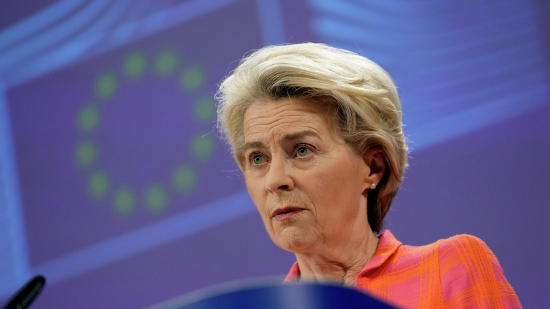 欧盟冯德莱恩为欧美贸易协议辩护