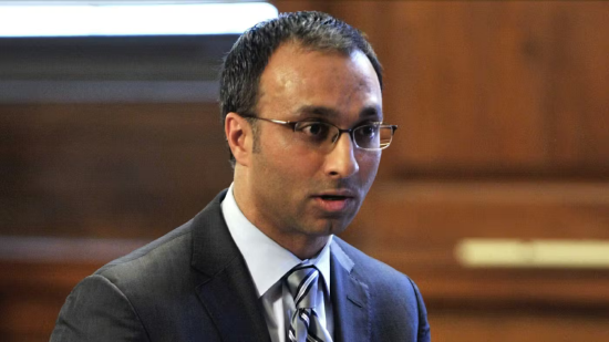 好看视频:易付卡-2025年科技行业大赢家：谷歌、马斯克与字节跳动