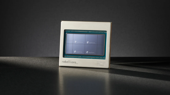 Rebel-Quad 是 Rebellions 的第二代产物，由四颗 Rebel AI 芯片构成。这家韩国企业旨在 AI 芯片范围与英伟达等公司张开竞争。
