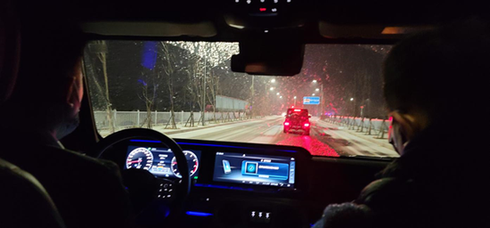 奔向亚布力的路上。拍摄：李天天