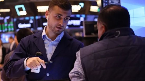 盘前：纳指期货跌0.25% 市场静待经济数据