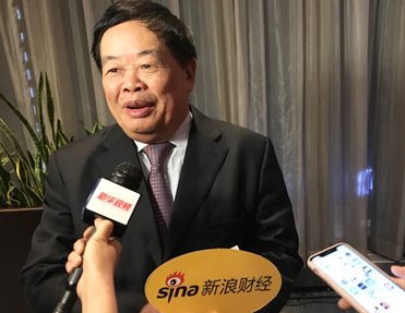 曹德旺：今天每个行业都不容易 福耀做得很好