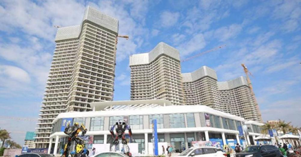 疫情冲击下，荣万家在海边建一个“家生活馆”